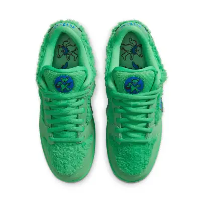 Nike x Grateful Dead SB Dunk Low ‘Green Bear’