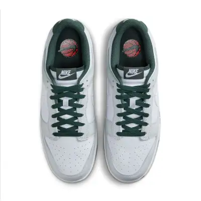 Nike Dunk Low Retro SE ‘Photon Dust Vintage Green’