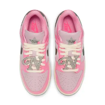 Nike Dunk Low ‘Barbie’