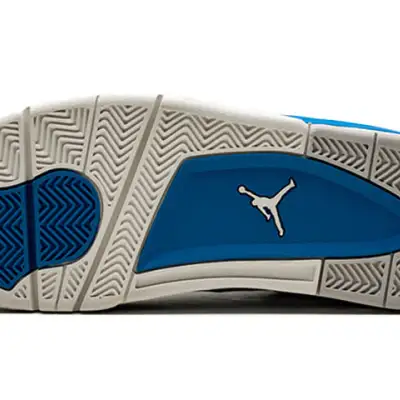 Air Jordan 4 Retro ‘Military Blue’