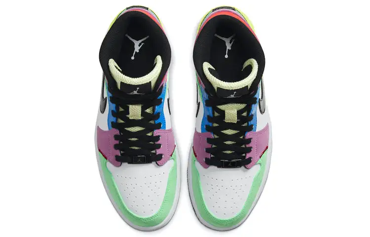 Air Jordan 1 Mid SE ‘Lightbulb’