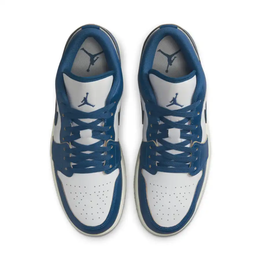 Air Jordan 1 Low SE ‘Industrial Blue’