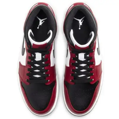 Air Jordan 1 Mid ‘Chicago Black Toe’