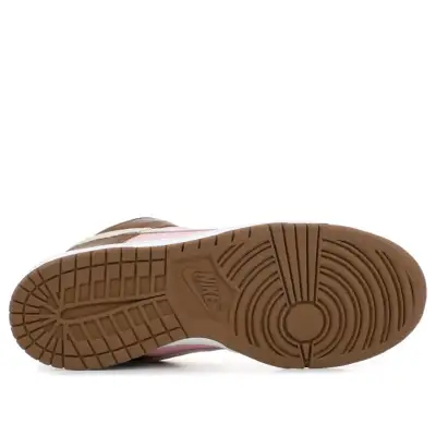 Nike x Stussy SB Dunk Low Pro ‘Cherry’