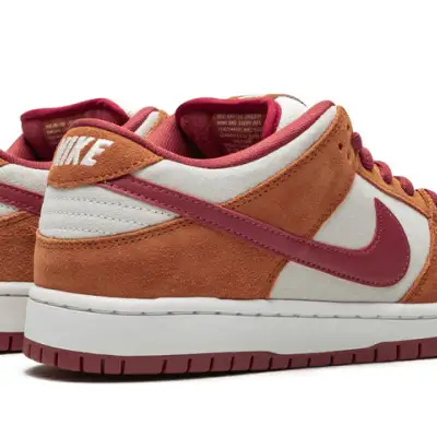 Nike SB Dunk Low Pro ‘Dark Russet’