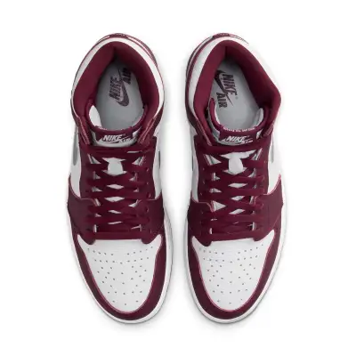 Air Jordan 1 Retro High OG ‘Bordeaux’