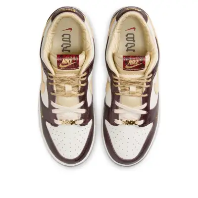 Nike Dunk Low ‘Year of the Snake’