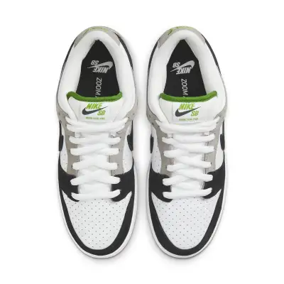Nike SB Dunk Low ‘Chlorophyll’