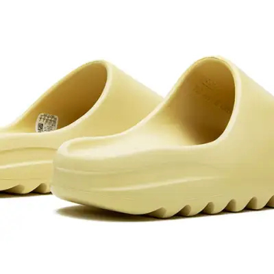 Adidas Yeezy Slide ‘Desert Sand’