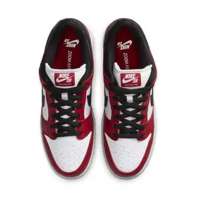 Nike SB Dunk Low ‘J-Pack Chicago’
