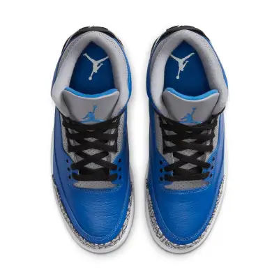 Air Jordan 3 Retro ‘Varsity Royal’