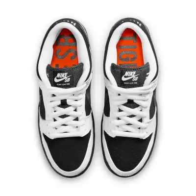Nike x TIGHTBOOTH SB Dunk Low ‘White Black’
