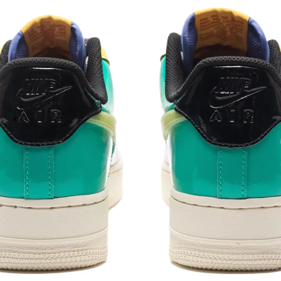 Nike x Undefeated Air Force 1 Low ‘Community’