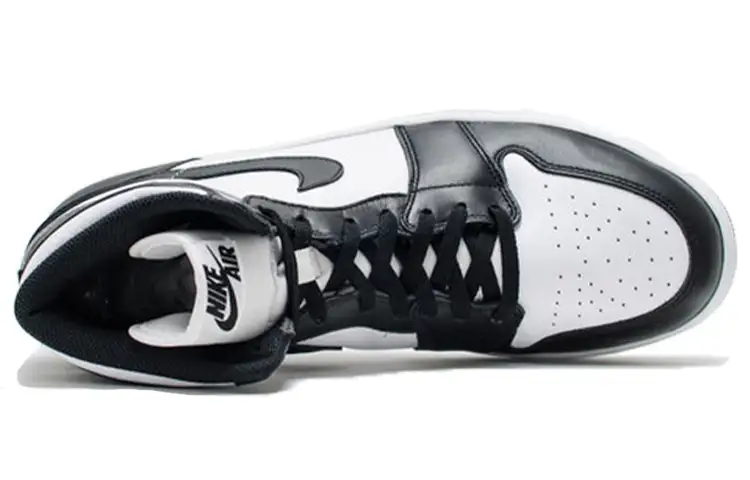 Air Jordan 1 Retro High OG ‘Black White’