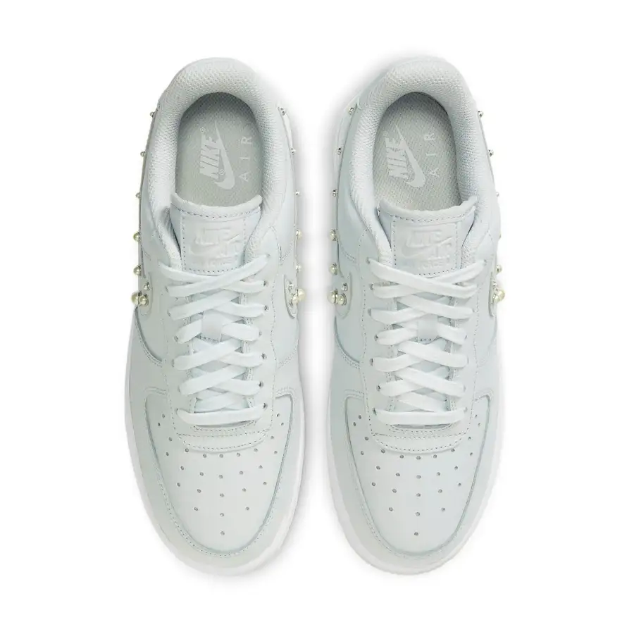 Nike Air Force 1 07 SE ‘Pearl Swoosh – Pure Platinum’