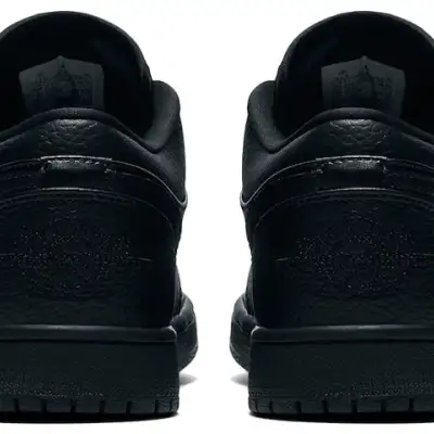 Air Jordan 1 Low ‘Triple Black’