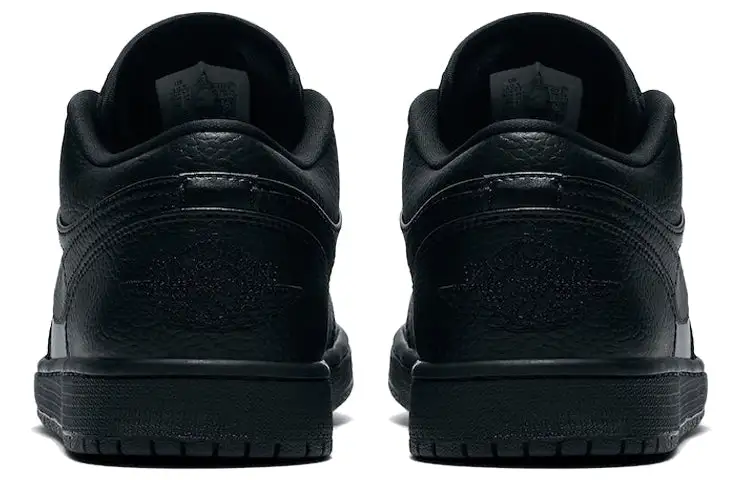Air Jordan 1 Low ‘Triple Black’