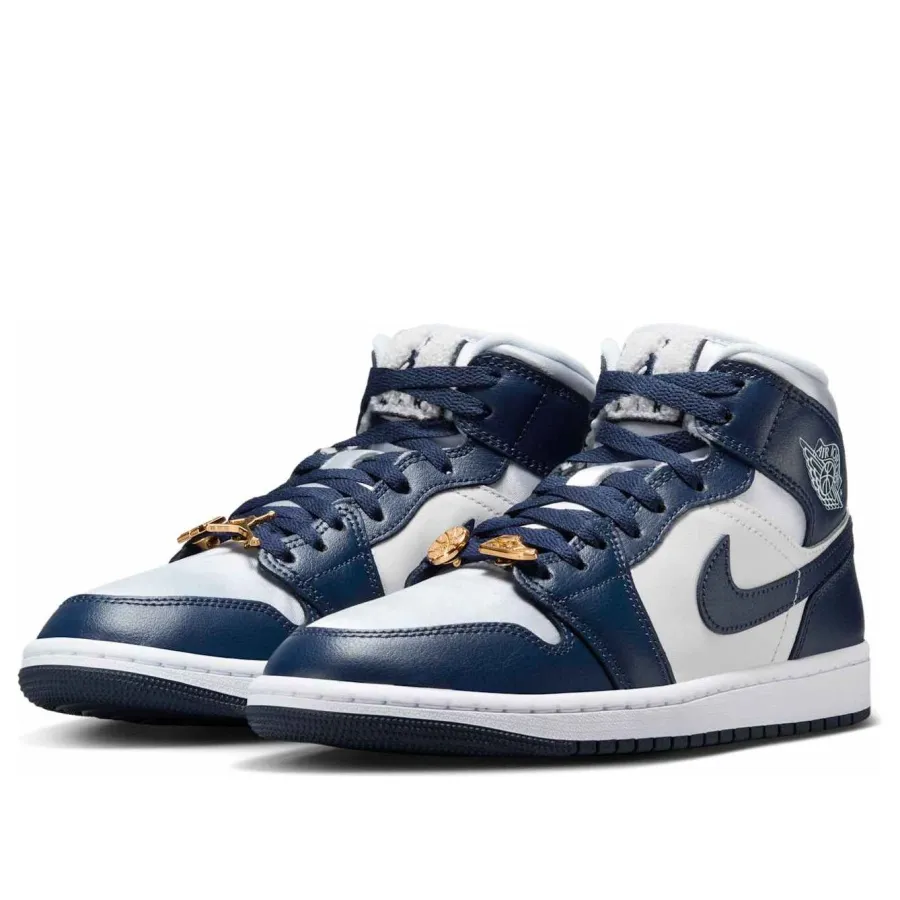 Air Jordan 1 Mid SE ‘Football Grey White Midnight Navy’