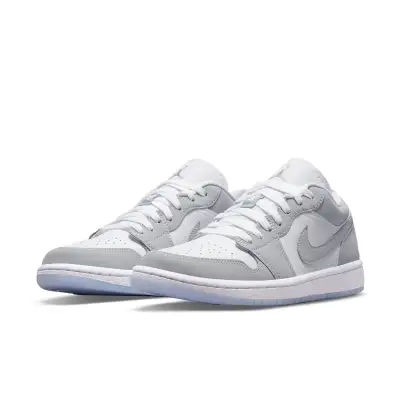 Air Jordan 1 Low ‘White Wolf Grey’