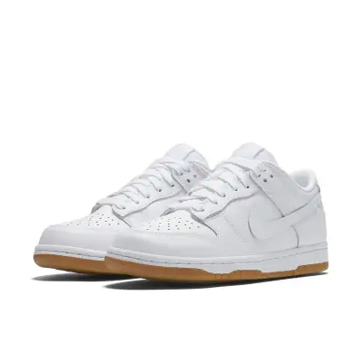 Nike Dunk Low ‘White Gum’