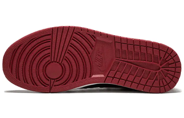 Air Jordan 1 Retro High OG ‘Banned’