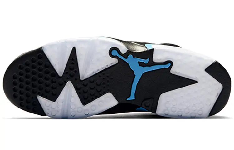 Air Jordan 6 Retro ‘UNC’