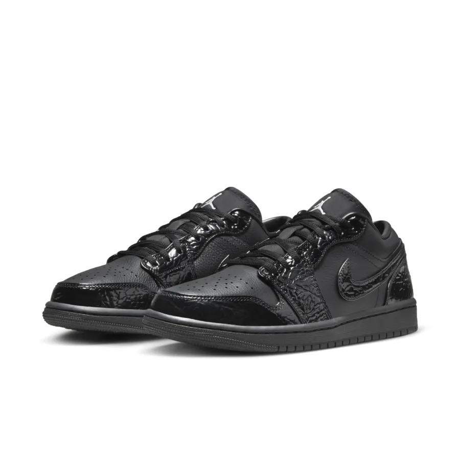 Air Jordan 1 Low SE ‘Black Patent’