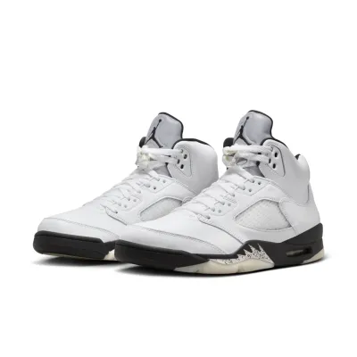 Air Jordan 5 ‘White Black’