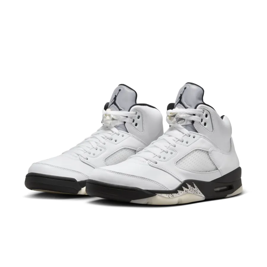 Air Jordan 5 ‘White Black’