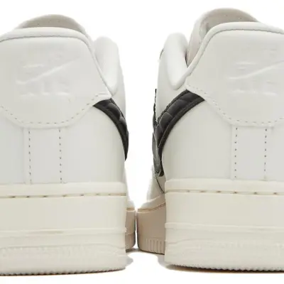 Nike Air Force 1 ’07 Quilted Swoosh ‘Beige Black’