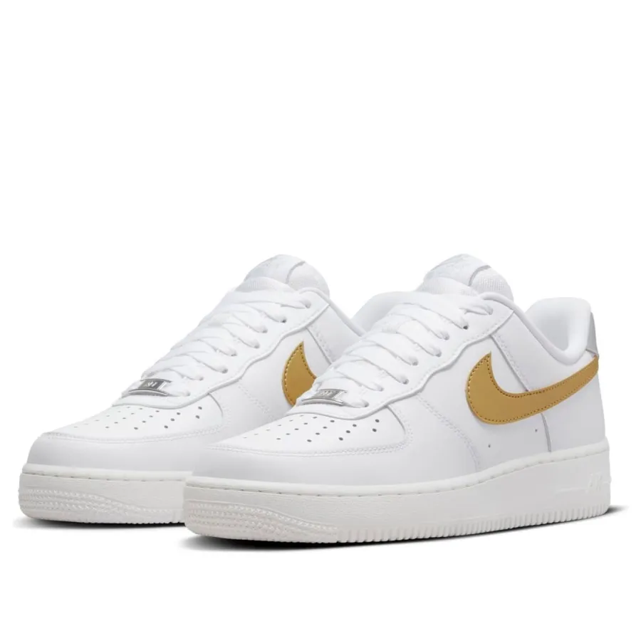 Nike Air Force 1 ’07 ‘White Metallic Gold’