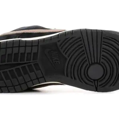 Nike SB Dunk Low Pro ‘Strummer’