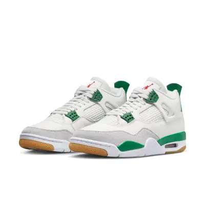 Air Jordan 4 Retro SB ‘Pine Green’