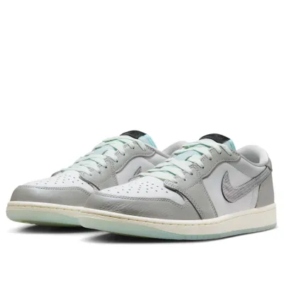 Air Jordan 1 Retro Low OG ‘Year of the Snake’