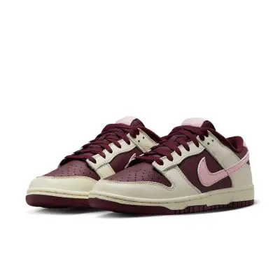 Nike Dunk Low Premium ‘Valentine’s Day 2023’