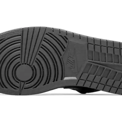 Air Jordan 1 Retro Low ‘Triple Black’