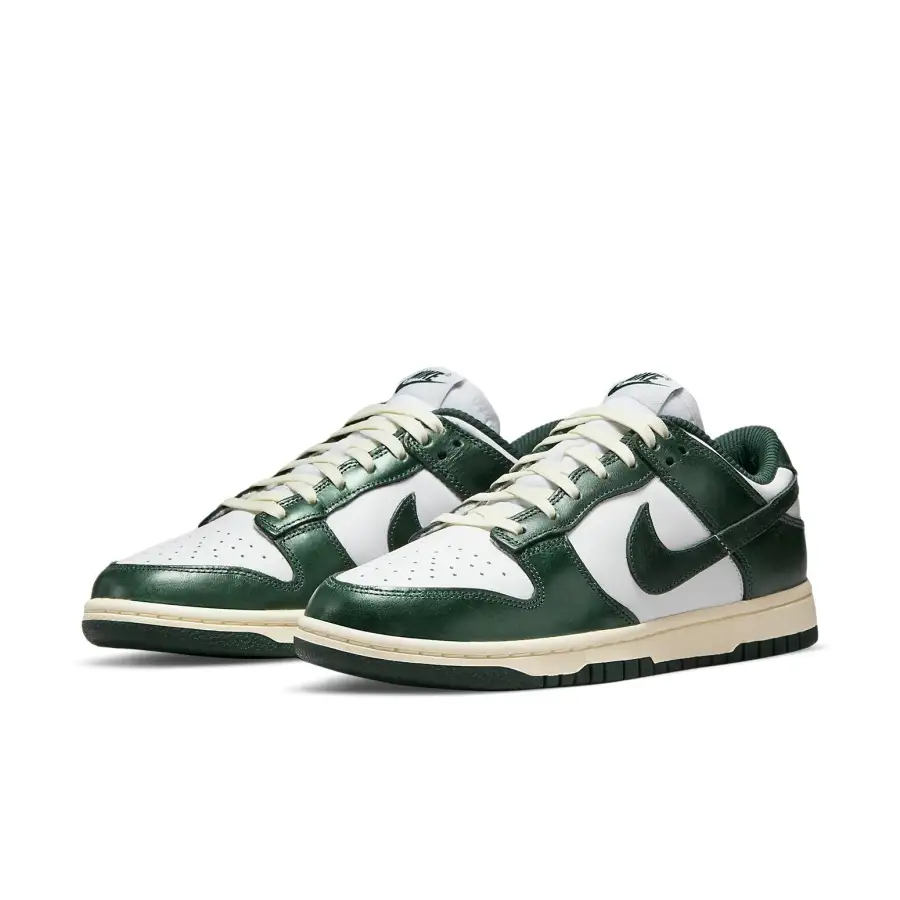 Nike Dunk Low ‘Vintage Green’