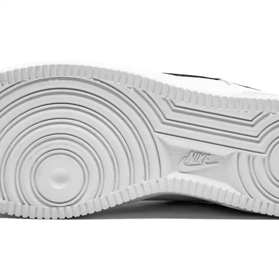 Nike Air Force 1 ’07 LV8 ‘Overbranding’