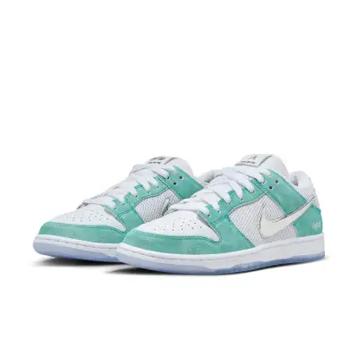 Nike x APRIL SKATEBOARDS SB Dunk Low ‘Turbo Green’