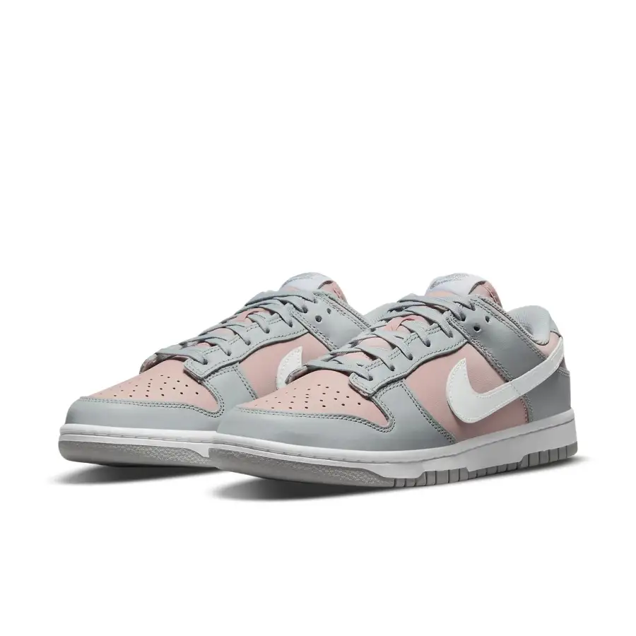 Nike Dunk Low ‘Soft Grey Pink’