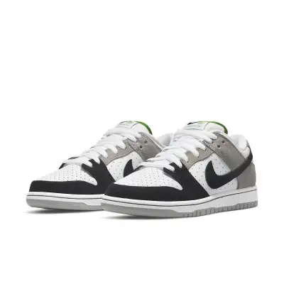 Nike SB Dunk Low ‘Chlorophyll’