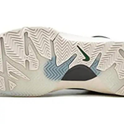 Nike x Undefeated Kobe 4 Protro ‘Fir’