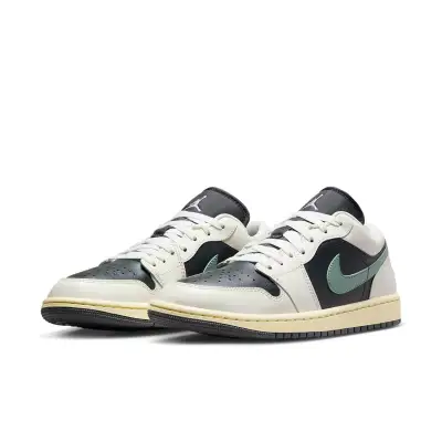 Air Jordan 1 Low ‘Jade Smoke’