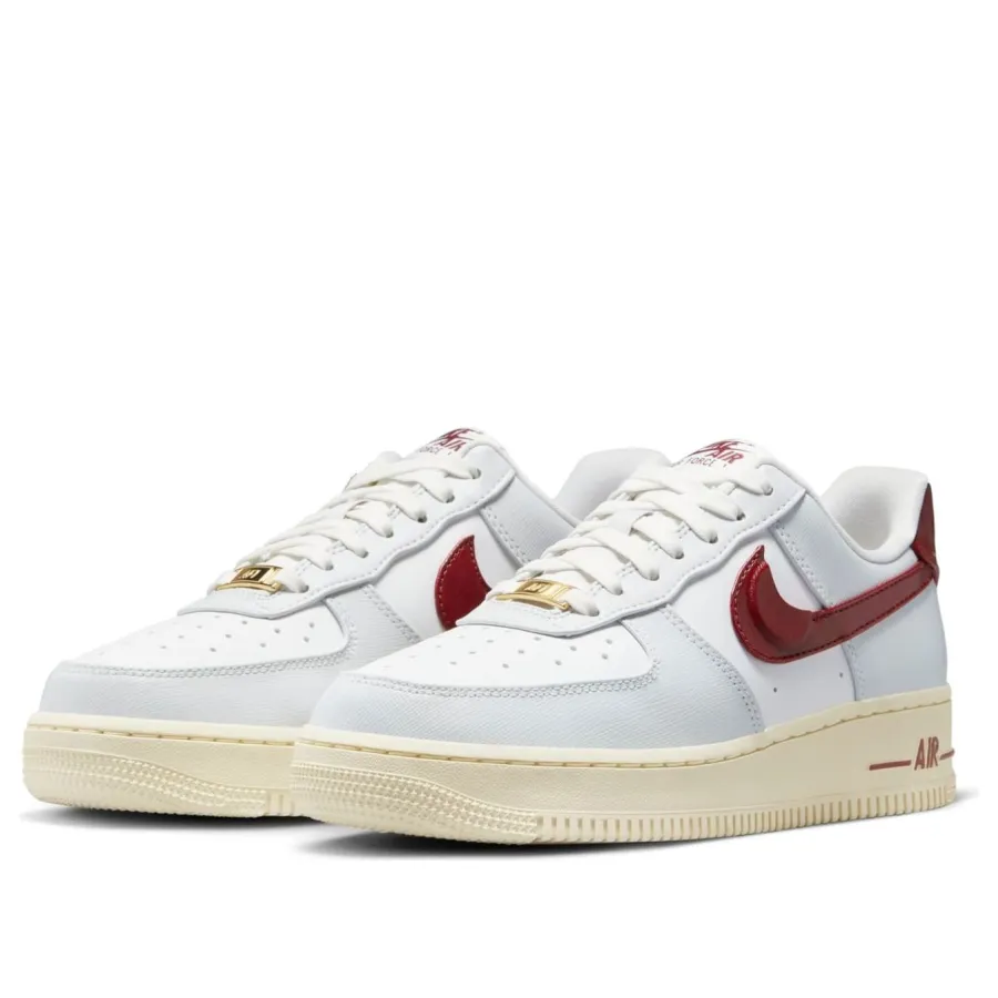 Nike Air Force 1 Low ‘Photon Dust Team Red’