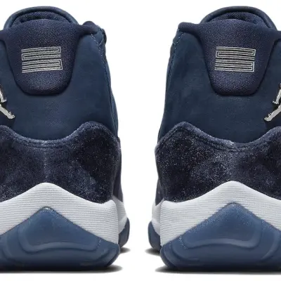 Air Jordan 11 Retro ‘Midnight Navy Velvet’