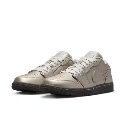 Air Jordan 1 Low SE ‘Metallic Zinc’