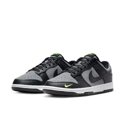 Nike Dunk Low ‘Black Grey Green Strike’