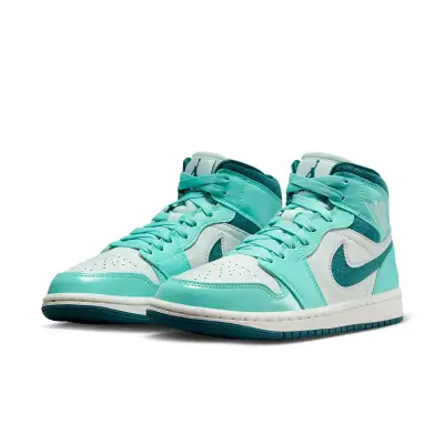Air Jordan 1 Mid ‘Bleached Turquoise’