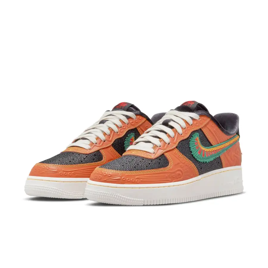 Nike Air Force 1 ’07 LX ‘SiEMPRE Familia’
