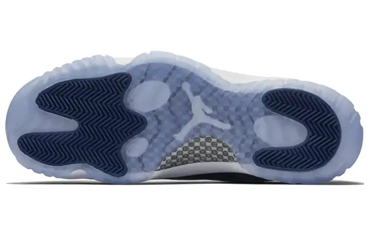 Air Jordan 11 Retro Low ‘Navy Snakeskin’